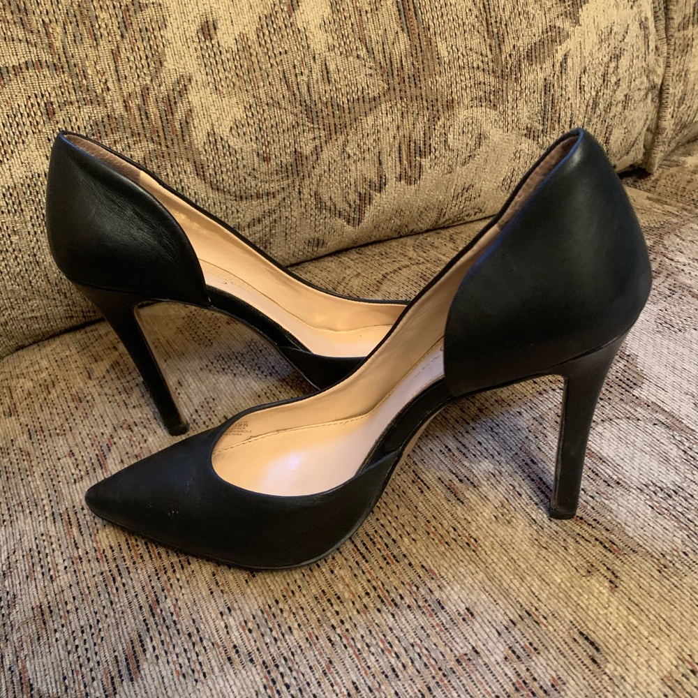 Jessika Simpson Pheona Pointed Toe Pump